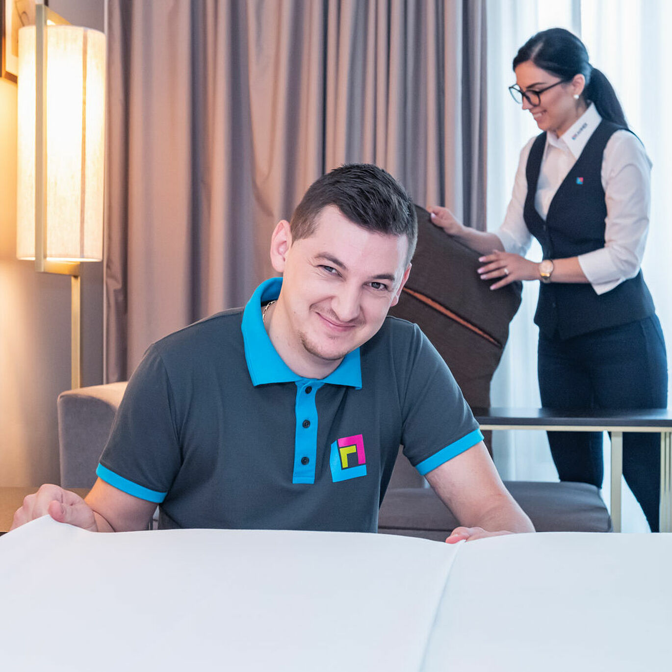 Zimmermädchen / Roomboy Job in München finden bei RAHMER Dienstleistungen