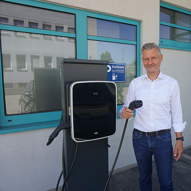 Neue E-Ladestation bei RAHMER in Nürnberg